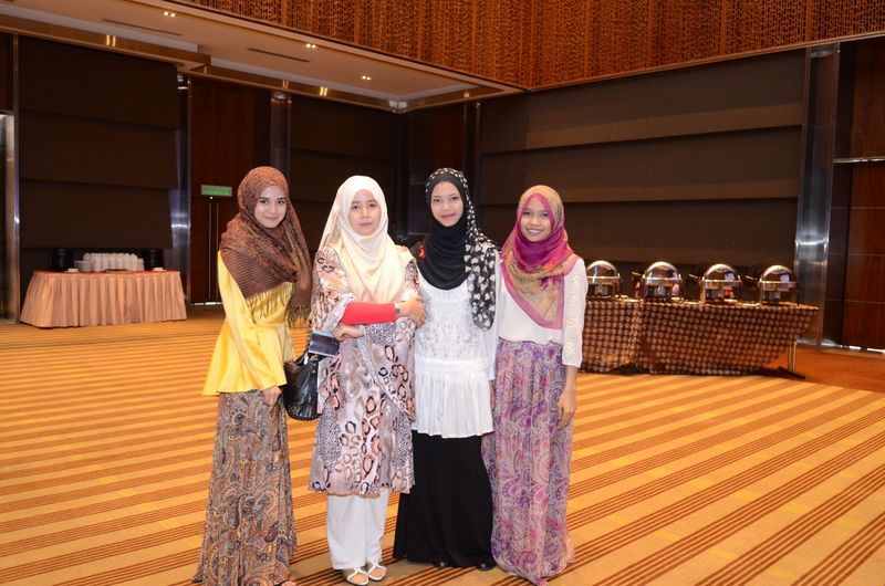 Hi tea alumni  14  012